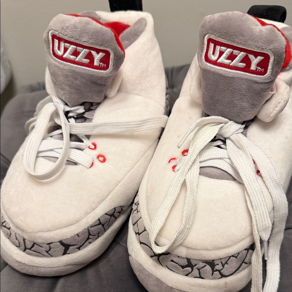 White and Gray House Slippers